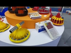 Dây chuyền cho gà ăn 50-100 Gà/giờ ±2g Độ chính xác cho dinh dưỡng gia cầm